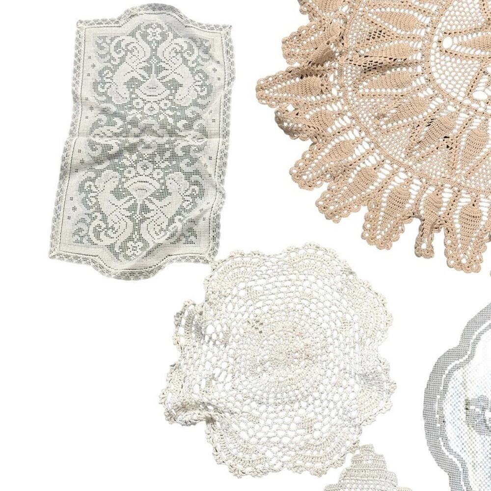 16 Mixed Vintage Doilies Table Cloths Crochet Lace Granny Farmhouse Cottagecore - Picture 5 of 9